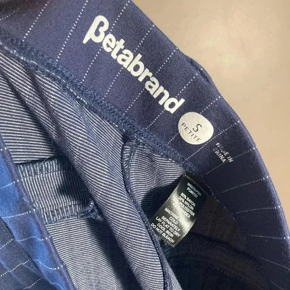 Betabrand striped navy  pants - Picture 6 of 6